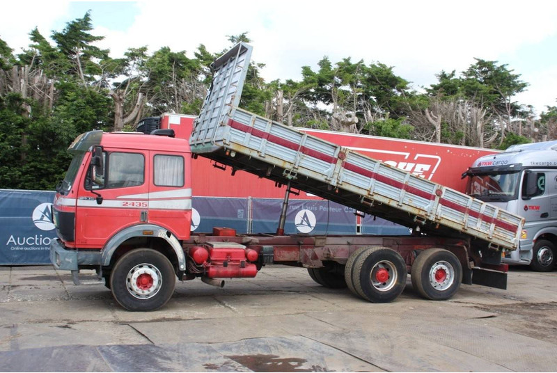 Mercedes-Benz 2435/45 - Camión caja abierta: foto 1 Mercedes-Benz 2435/45 - Camión caja abierta: foto 1