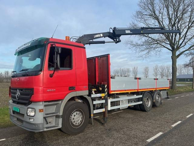 Mercedes-Benz Actros 2832 6x2 - Camión grúa: foto 1 Mercedes-Benz Actros 2832 6x2 - Camión grúa: foto 1