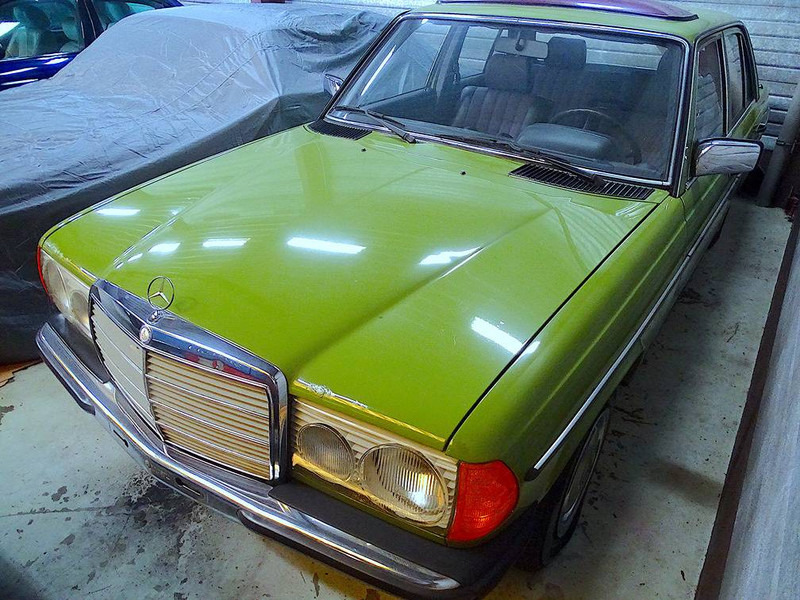 Mercedes-Benz E-Klasse (W123) _ 200 Automatic - Sedan: foto 1 Mercedes-Benz E-Klasse (W123) _ 200 Automatic - Sedan: foto 1
