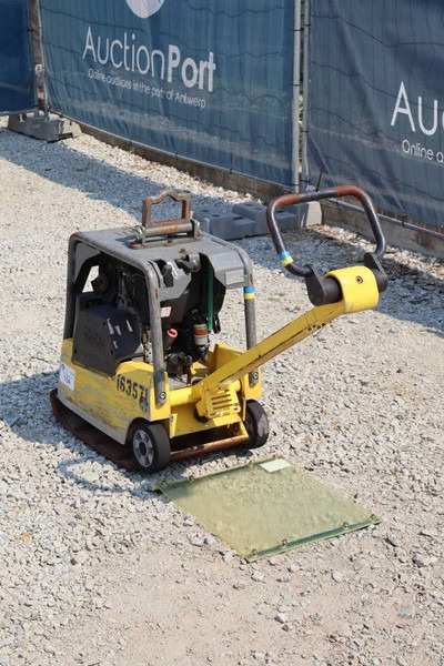 Neuson DPU 3050He - Plancha reversible: foto 4 Neuson DPU 3050He - Plancha reversible: foto 4