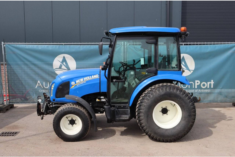 New Holland Boomer 50 - Tractor: foto 2 New Holland Boomer 50 - Tractor: foto 2