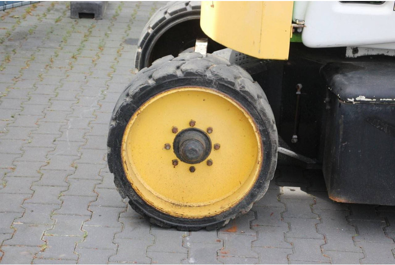 Plataforma articulada Niftylift HR15NDE: foto 9