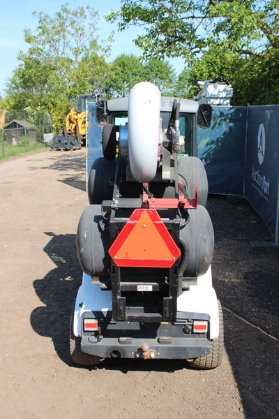 Nilfisk City Ranger 2250 - Barredora vial: foto 4 Nilfisk City Ranger 2250 - Barredora vial: foto 4