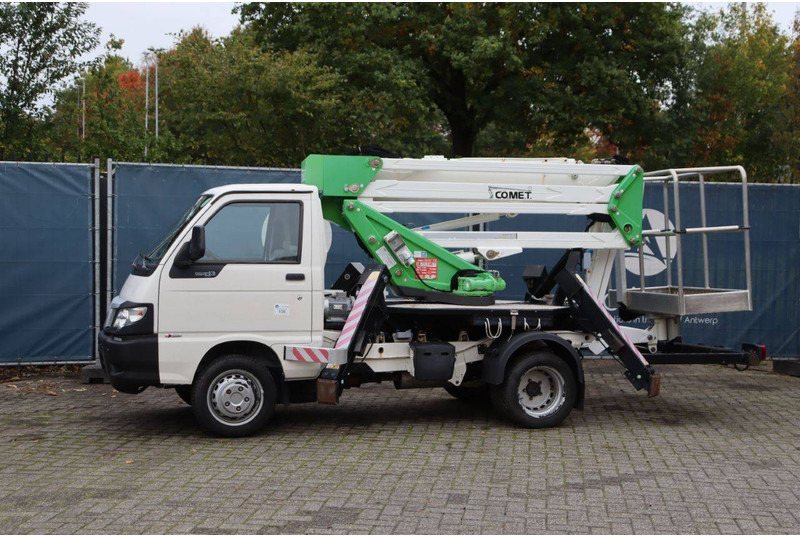 Piaggio Porter Maxxi - Camión con plataforma elevadora: foto 1 Piaggio Porter Maxxi - Camión con plataforma elevadora: foto 1