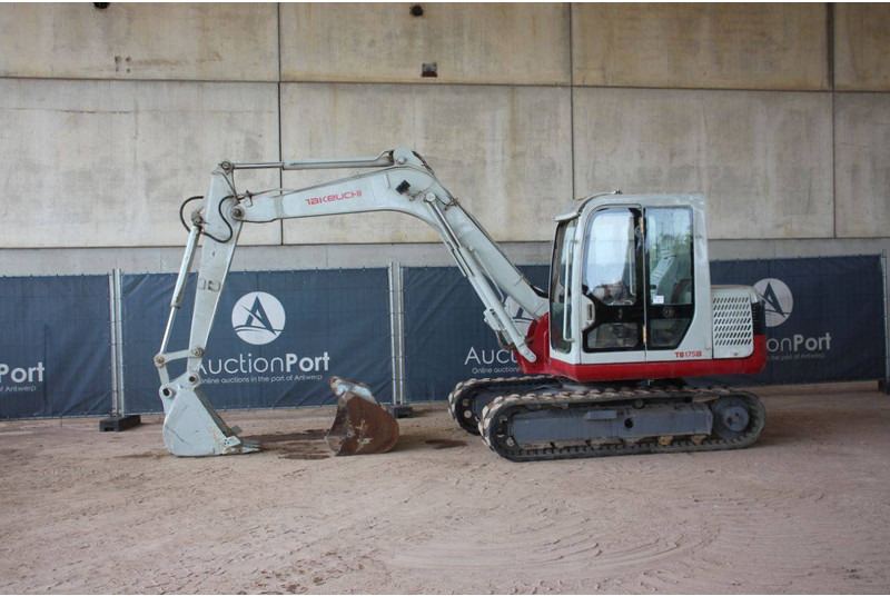 Takeuchi TB175C - Excavadora de cadenas: foto 1 Takeuchi TB175C - Excavadora de cadenas: foto 1