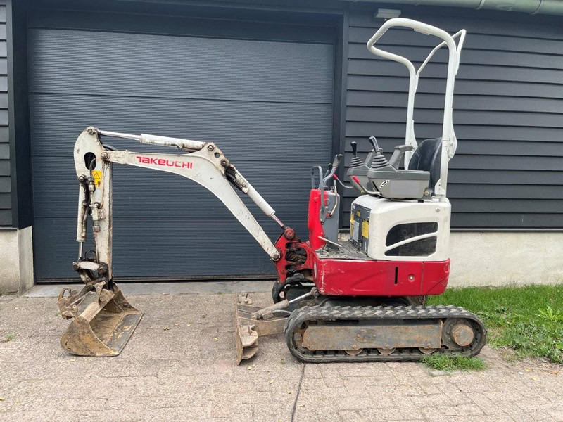 Takeuchi TB210R - Miniexcavadora: foto 1 Takeuchi TB210R - Miniexcavadora: foto 1