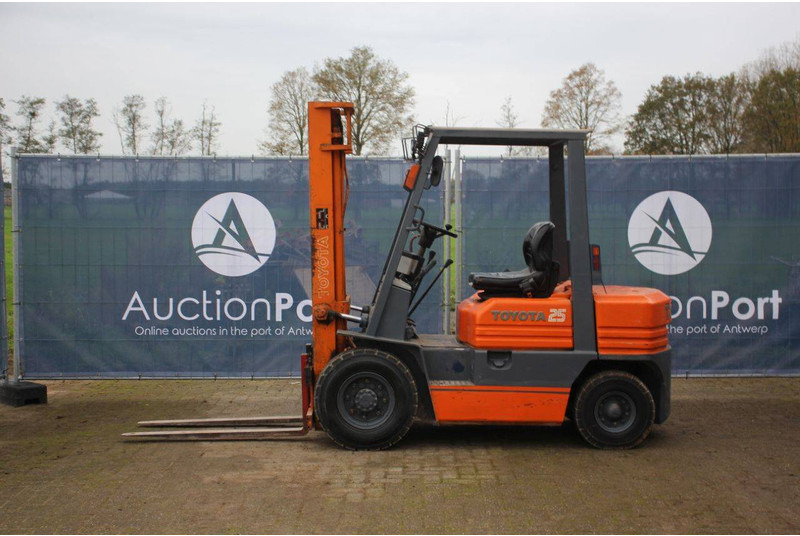 Toyota 5FG25 - Carretilla elevadora: foto 2 Toyota 5FG25 - Carretilla elevadora: foto 2