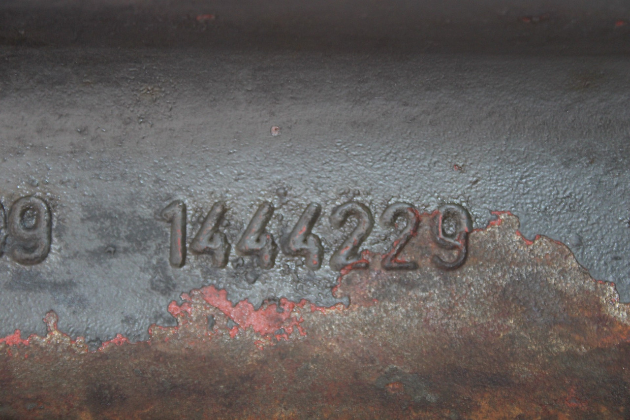 AXA FATA SCANIA 1444229 - Eje delantero para Camión: foto 2 AXA FATA SCANIA 1444229 - Eje delantero para Camión: foto 2