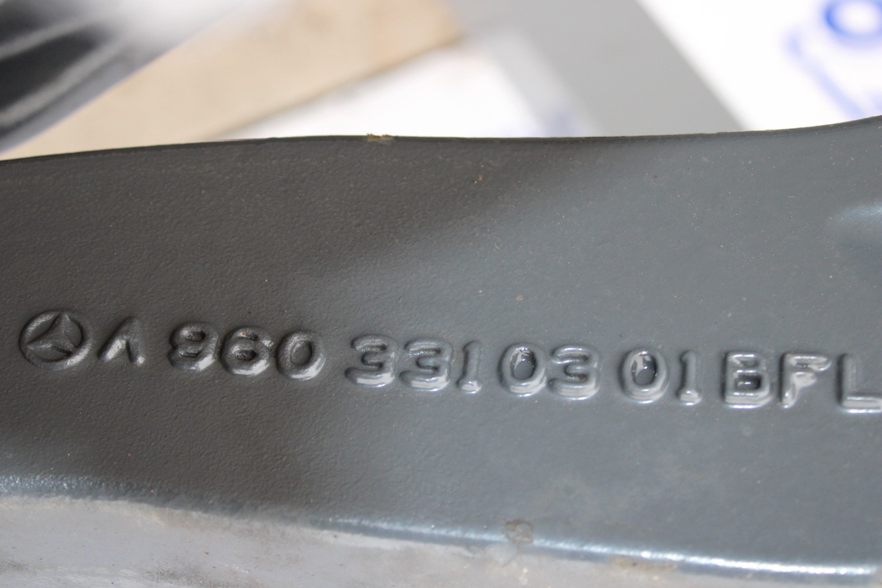 AXA FATA STANDARD MERCEDES ACTROS MP5 F-7,5-C22,5 A9603310301 - Eje delantero para Camión: foto 2 AXA FATA STANDARD MERCEDES ACTROS MP5 F-7,5-C22,5 A9603310301 - Eje delantero para Camión: foto 2