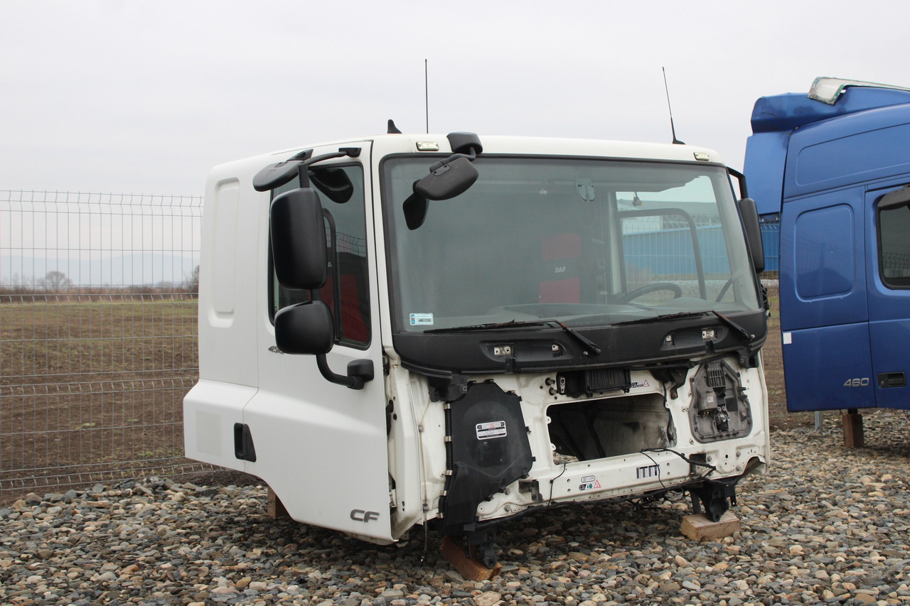 CABINA DAF CF SLEEPER L2H1 - Cabina para Camión: foto 3 CABINA DAF CF SLEEPER L2H1 - Cabina para Camión: foto 3