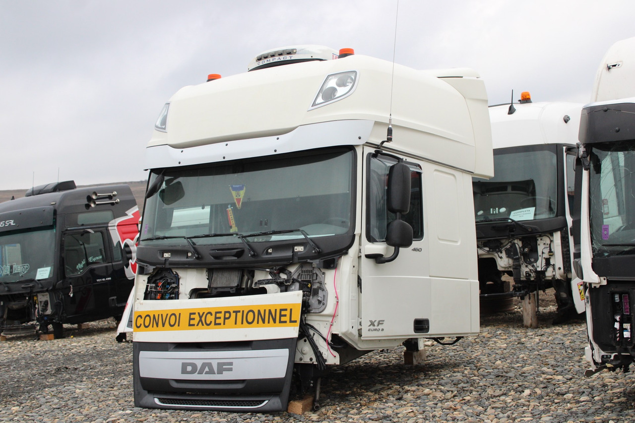 CABINA DAF XF106 SUPER SPACE CAB - Cabina para Camión: foto 2 CABINA DAF XF106 SUPER SPACE CAB - Cabina para Camión: foto 2