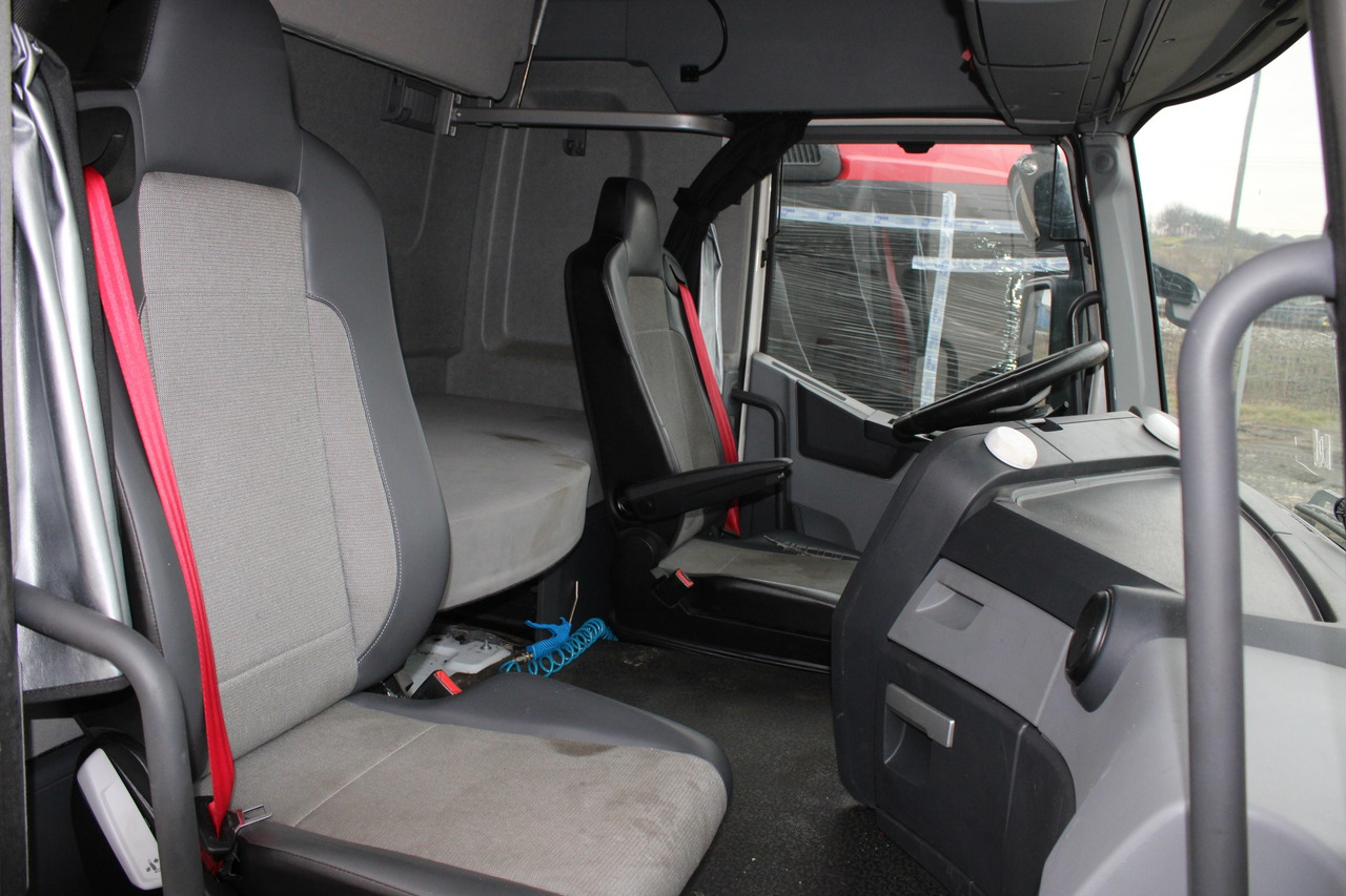 Cabina para Camión CABINA RENAULT T SLEEPER: foto 7 Cabina para Camión CABINA RENAULT T SLEEPER: foto 7