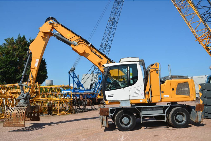 Liebherr LH 22 M - Manipulador de materiales: foto 1 Liebherr LH 22 M - Manipulador de materiales: foto 1