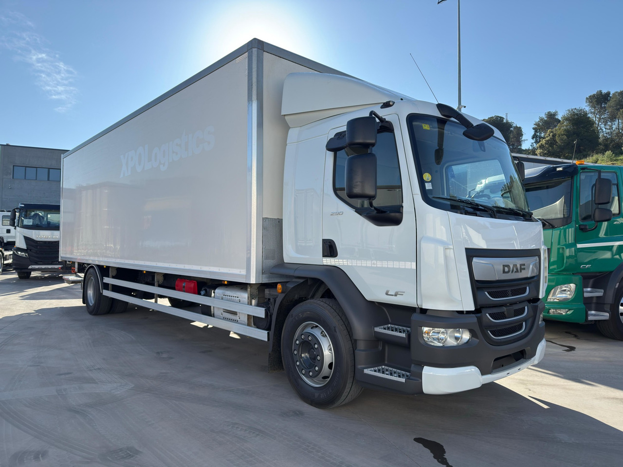 DAF LF 290 FA E6 (VAN) - Camión caja cerrada: foto 2 DAF LF 290 FA E6 (VAN) - Camión caja cerrada: foto 2