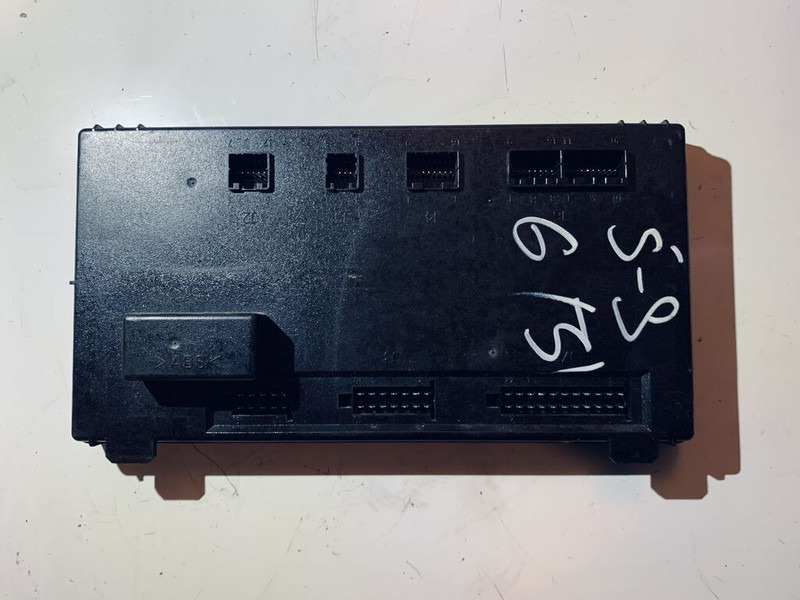 Bosch STRALIS 6 - Unidad de control: foto 4 Bosch STRALIS 6 - Unidad de control: foto 4