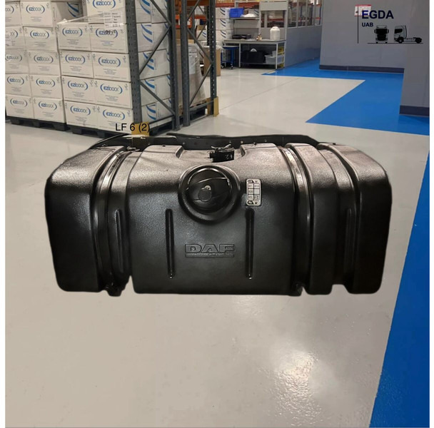 DAF LF 200 liters - Depósito de combustible: foto 1 DAF LF 200 liters - Depósito de combustible: foto 1