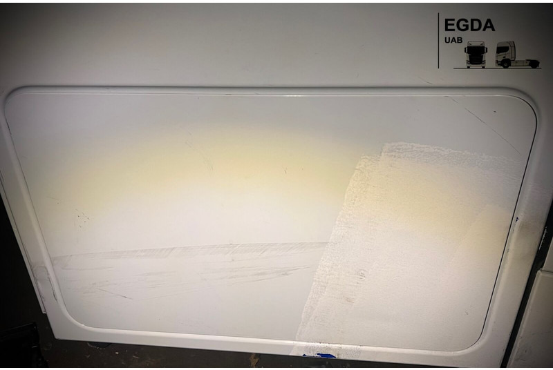 Iveco Right side - Cabina e interior: foto 1 Iveco Right side - Cabina e interior: foto 1