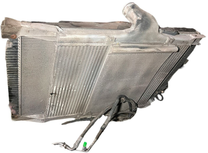 Iveco S-WAY - Radiador: foto 2 Iveco S-WAY - Radiador: foto 2