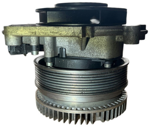 MAN water pump 2022 51065007131 - Bomba de refrigerante: foto 3 MAN water pump 2022 51065007131 - Bomba de refrigerante: foto 3