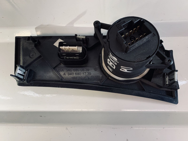 Mercedes-Benz 816 - Salpicadero: foto 2 Mercedes-Benz 816 - Salpicadero: foto 2