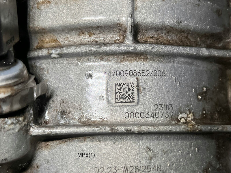 Filtro de combustible Mercedes-Benz MP5: foto 6 Filtro de combustible Mercedes-Benz MP5: foto 6