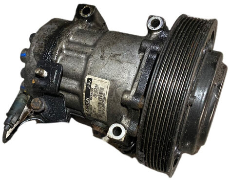 Renault - Compresor de aire acondicionado: foto 2 Renault - Compresor de aire acondicionado: foto 2