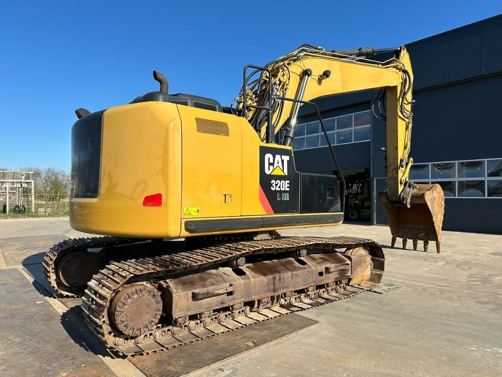 CAT 320 E - Excavadora de cadenas: foto 4 CAT 320 E - Excavadora de cadenas: foto 4