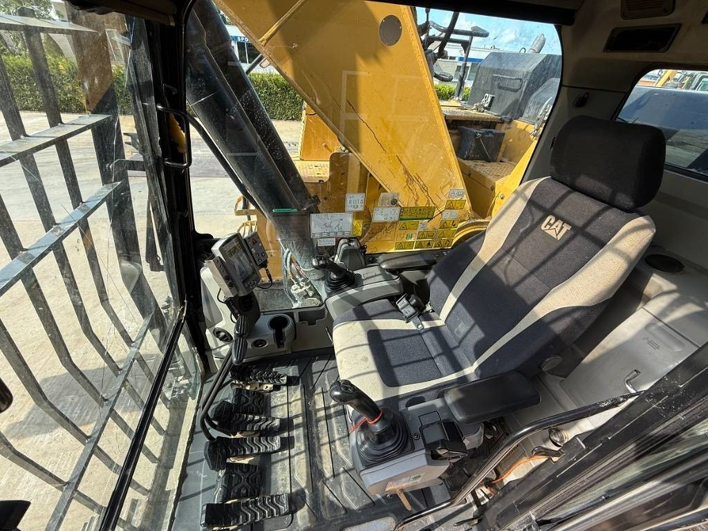 CAT 335 F L CR - Excavadora de cadenas: foto 2 CAT 335 F L CR - Excavadora de cadenas: foto 2