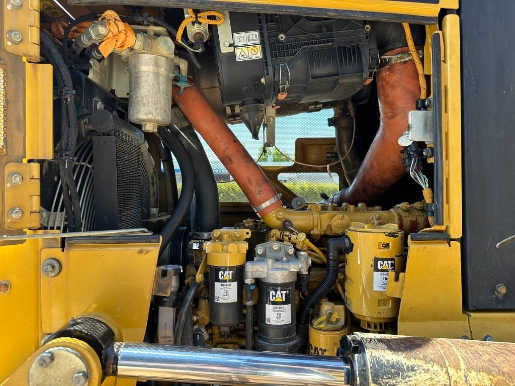 CAT D 6 N LGP - Bulldozer: foto 4 CAT D 6 N LGP - Bulldozer: foto 4