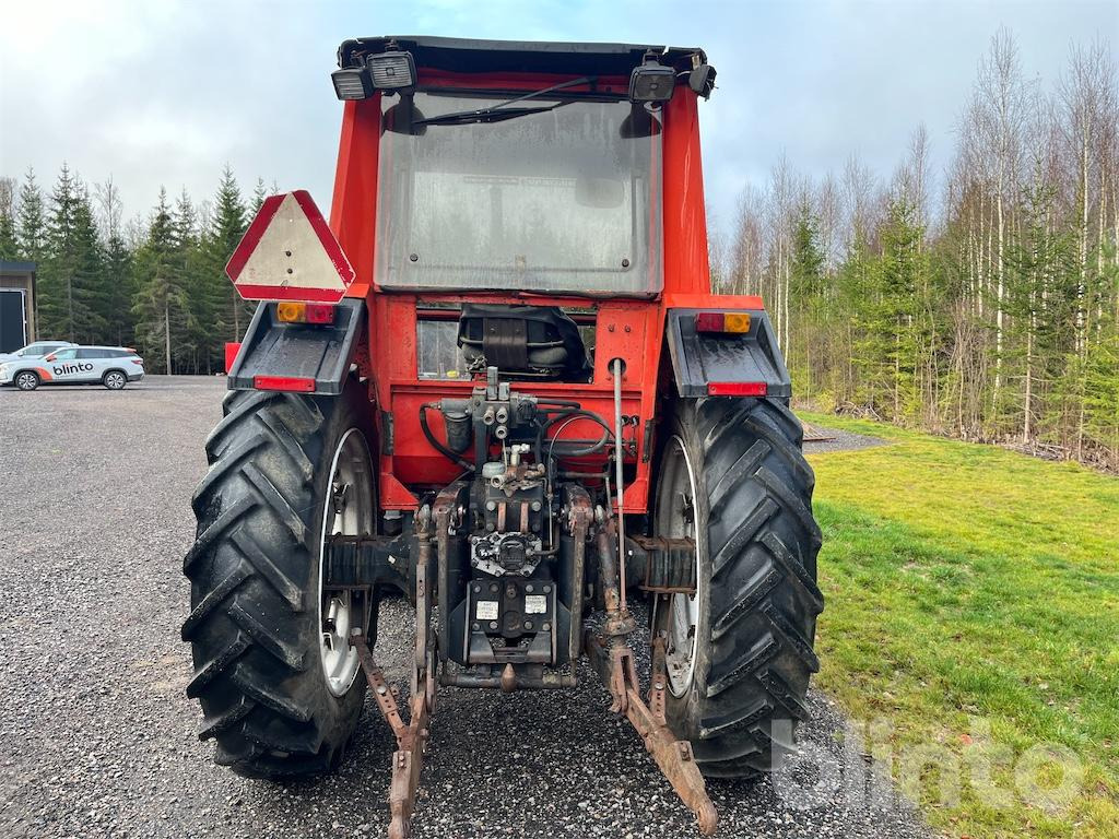 BM VOLVO-VALMET 705-4 - Tractor: foto 5 BM VOLVO-VALMET 705-4 - Tractor: foto 5