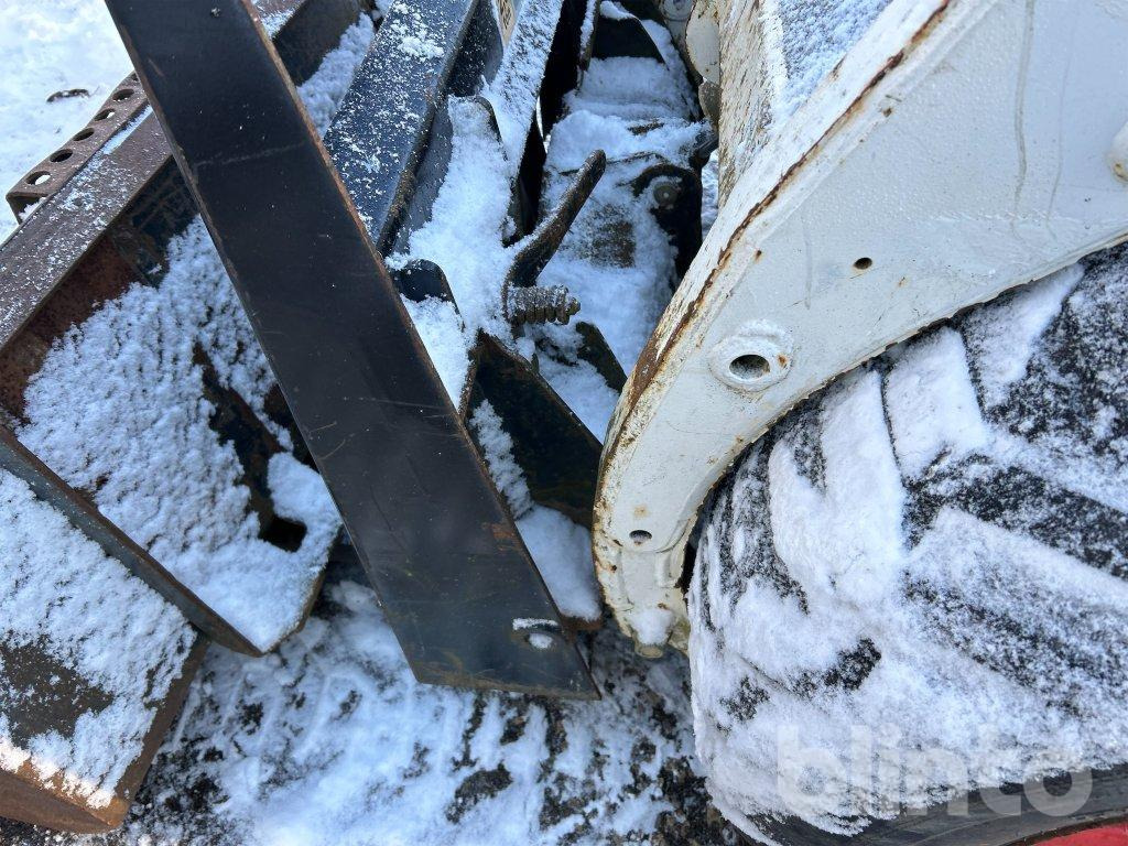 Minicargadora Bobcat 753 & Redskap: foto 12