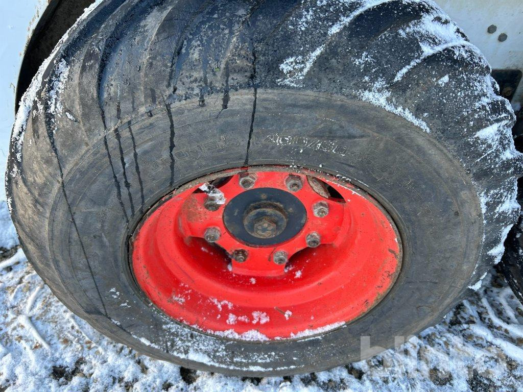 Minicargadora Bobcat 753 & Redskap: foto 28