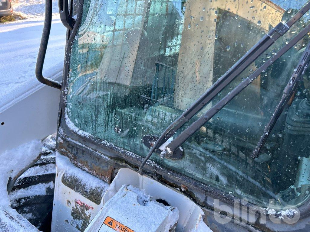 Minicargadora Bobcat 753 & Redskap: foto 15