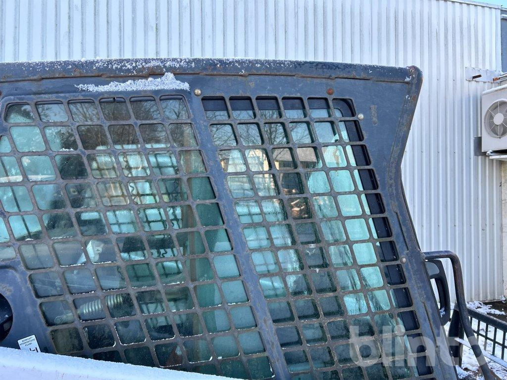 Minicargadora Bobcat 753 & Redskap: foto 32