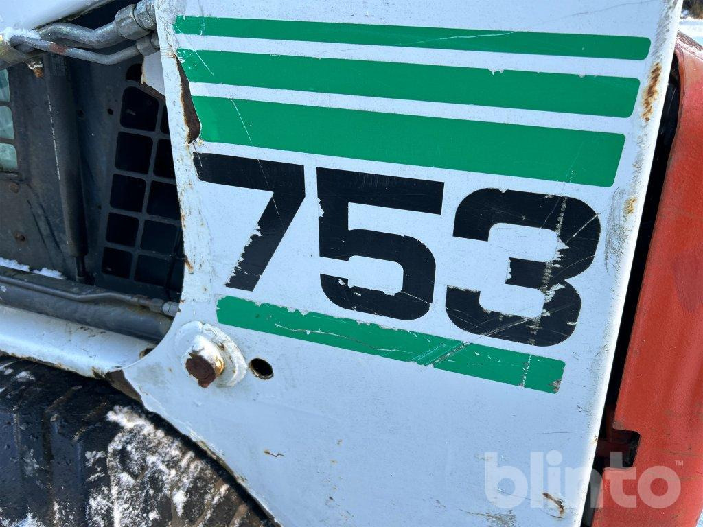 Minicargadora Bobcat 753 & Redskap: foto 40
