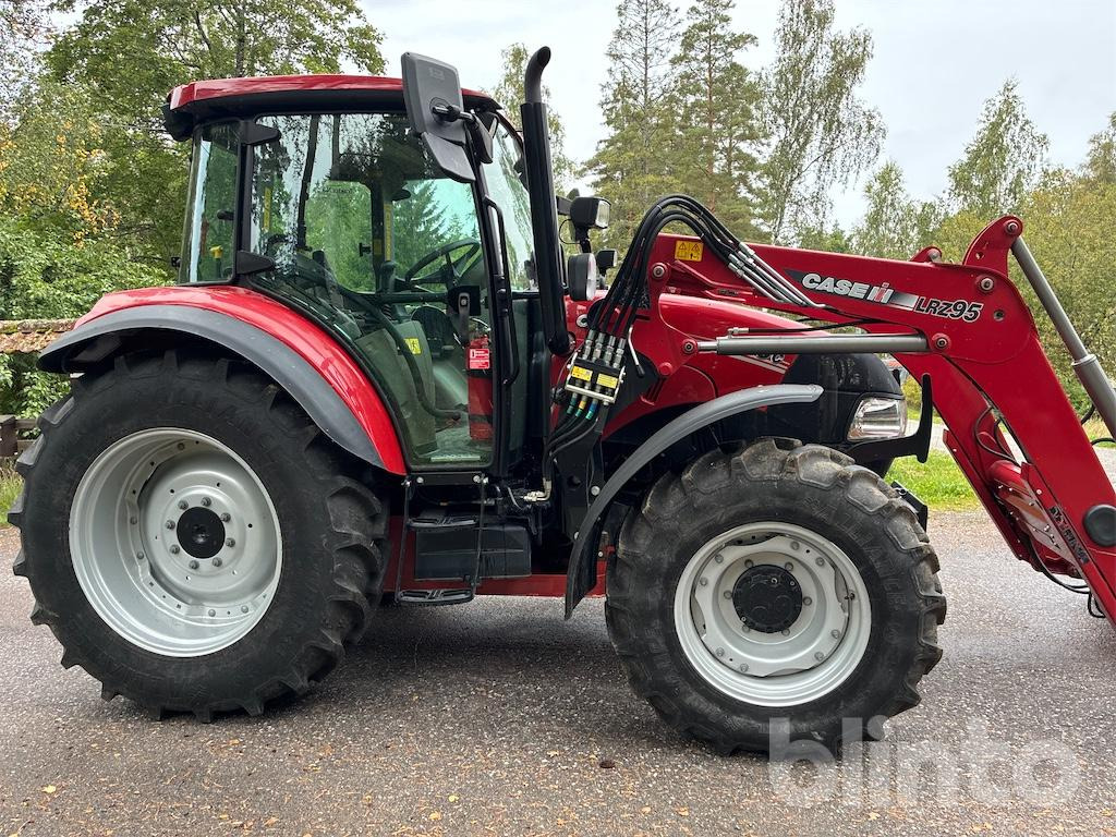 CASE IH Farmall 85C - Tractor: foto 4 CASE IH Farmall 85C - Tractor: foto 4