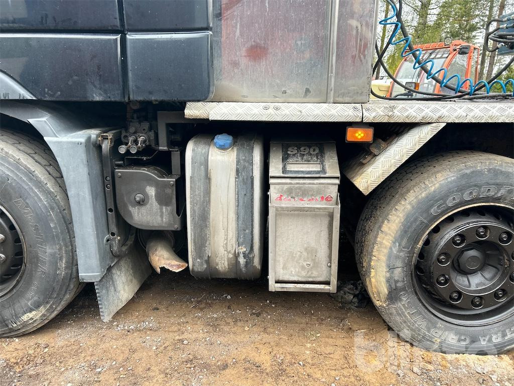 Cabeza tractora Dragbil / VOLVO FH16 660 med 5:e axel och maskinsläp / Säljes som ekipage: foto 28