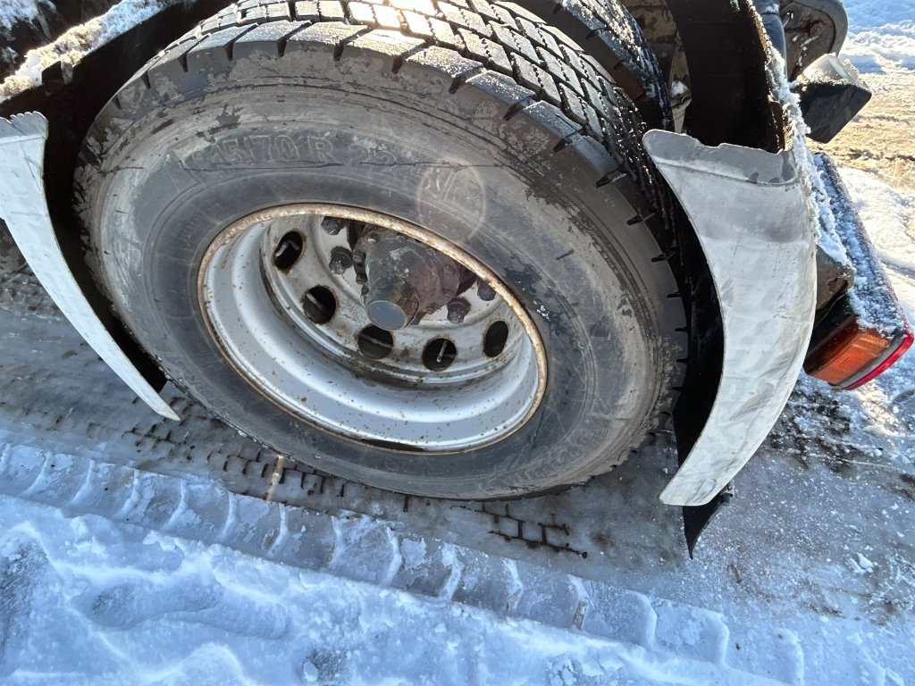 Cabeza tractora SCANIA P124LA4X2LA360: foto 49 Cabeza tractora SCANIA P124LA4X2LA360: foto 49