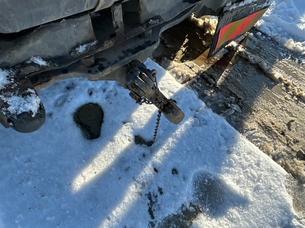 Cabeza tractora SCANIA P124LA4X2LA360: foto 44 Cabeza tractora SCANIA P124LA4X2LA360: foto 44