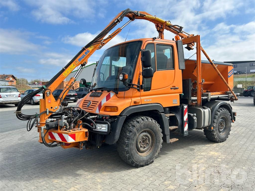Unimog U 300 mit MULAG Ausleger 2010 - Camión: foto 1 Unimog U 300 mit MULAG Ausleger 2010 - Camión: foto 1