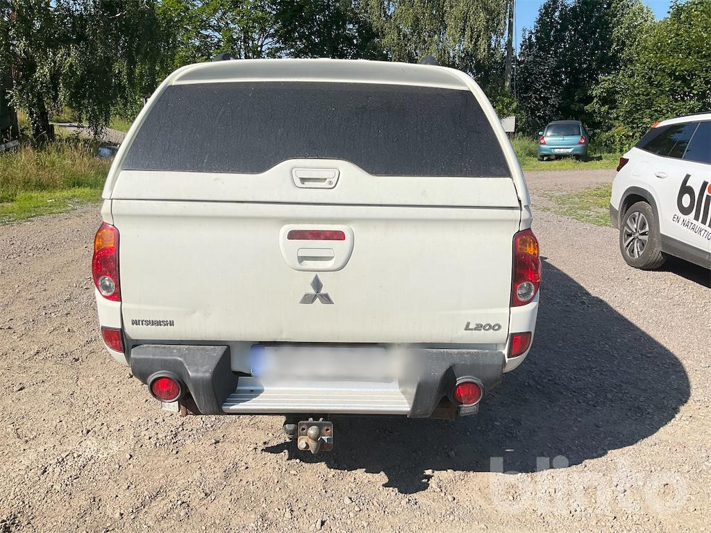 MITSUBISHI KAOT L200 - Furgoneta: foto 5 MITSUBISHI KAOT L200 - Furgoneta: foto 5