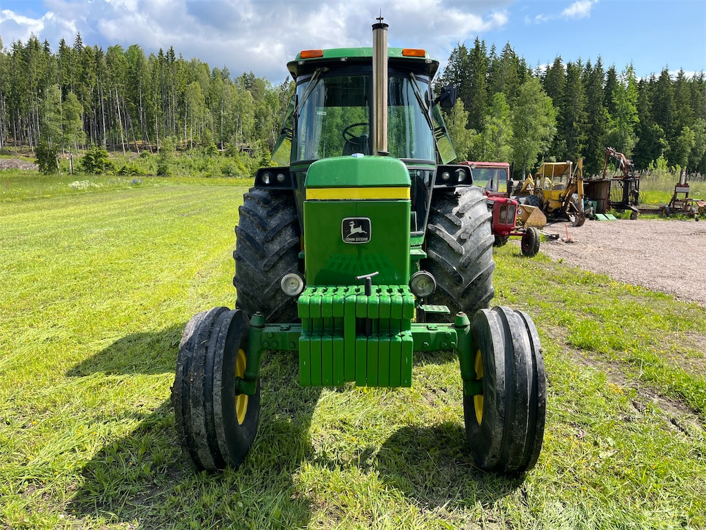 JOHN DEERE 4230S/R - Tractor: foto 4 JOHN DEERE 4230S/R - Tractor: foto 4