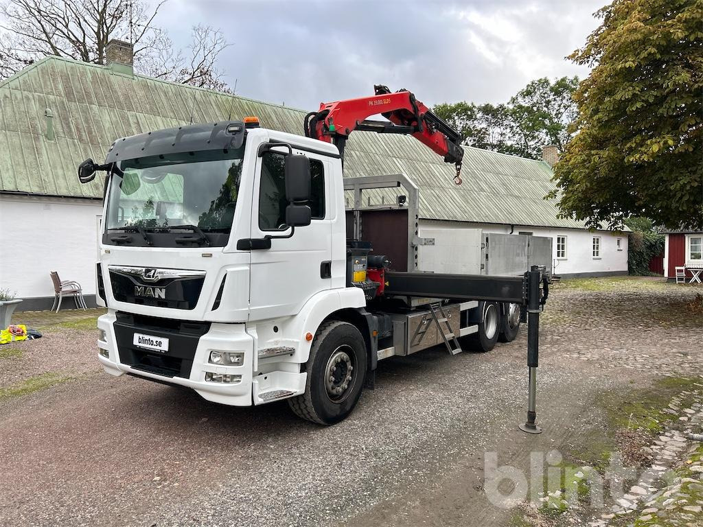 MAN TGM 26.320 BL - Palfinger PK19.001 SLD5 - Camión caja abierta, Camión grúa: foto 1 MAN TGM 26.320 BL - Palfinger PK19.001 SLD5 - Camión caja abierta, Camión grúa: foto 1