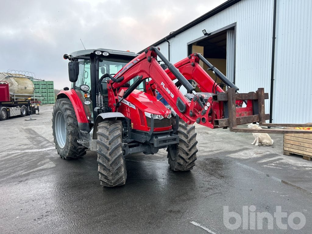 MASSEY FERGUSON 5711S - 982 timmar - Lastare - Tractor: foto 3 MASSEY FERGUSON 5711S - 982 timmar - Lastare - Tractor: foto 3