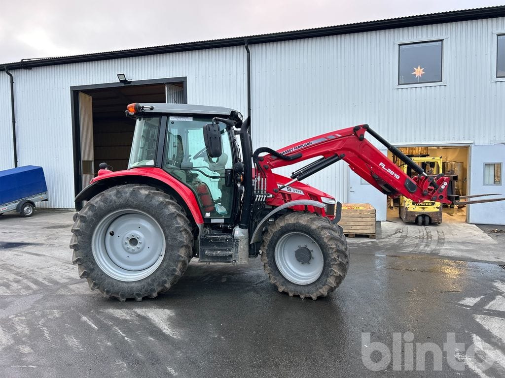 MASSEY FERGUSON 5711S - 982 timmar - Lastare - Tractor: foto 4 MASSEY FERGUSON 5711S - 982 timmar - Lastare - Tractor: foto 4
