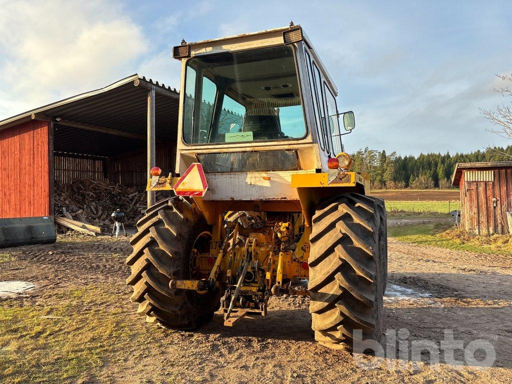 MUIR HILL 121 A - Tractor: foto 5 MUIR HILL 121 A - Tractor: foto 5