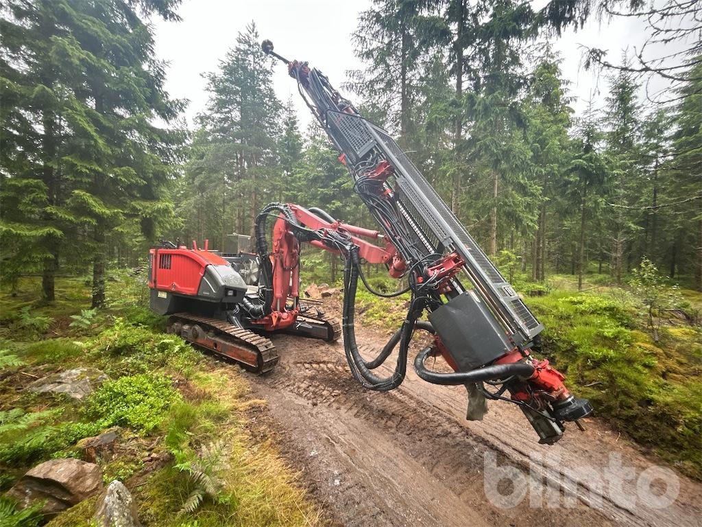 SANDVIK DINO DC 400 RI / BORRIGG - Perforadora: foto 1 SANDVIK DINO DC 400 RI / BORRIGG - Perforadora: foto 1