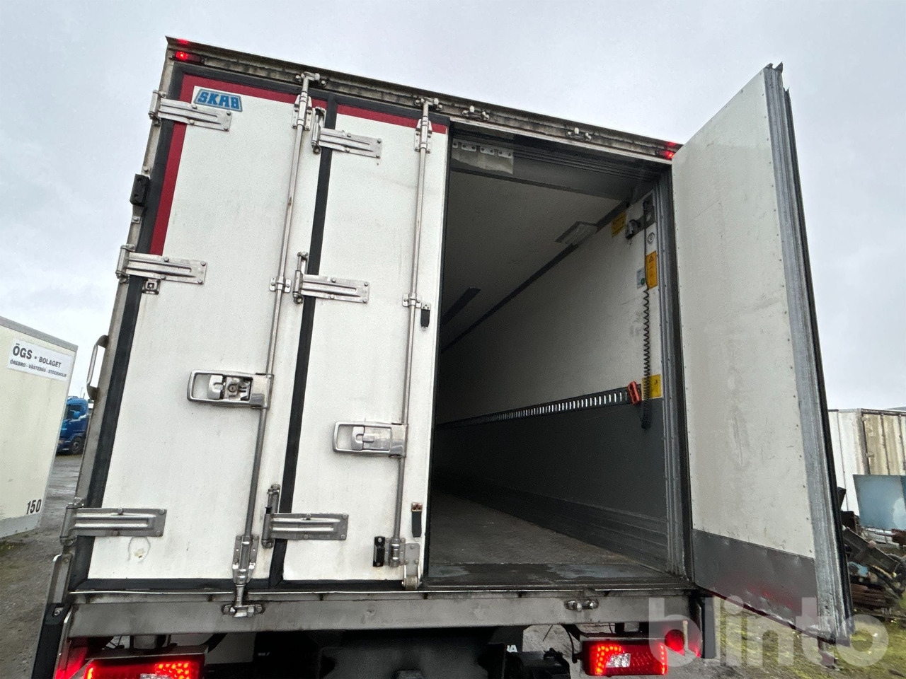 SCANIA R410LN8X4*4HNB - Camión frigorífico: foto 5 SCANIA R410LN8X4*4HNB - Camión frigorífico: foto 5