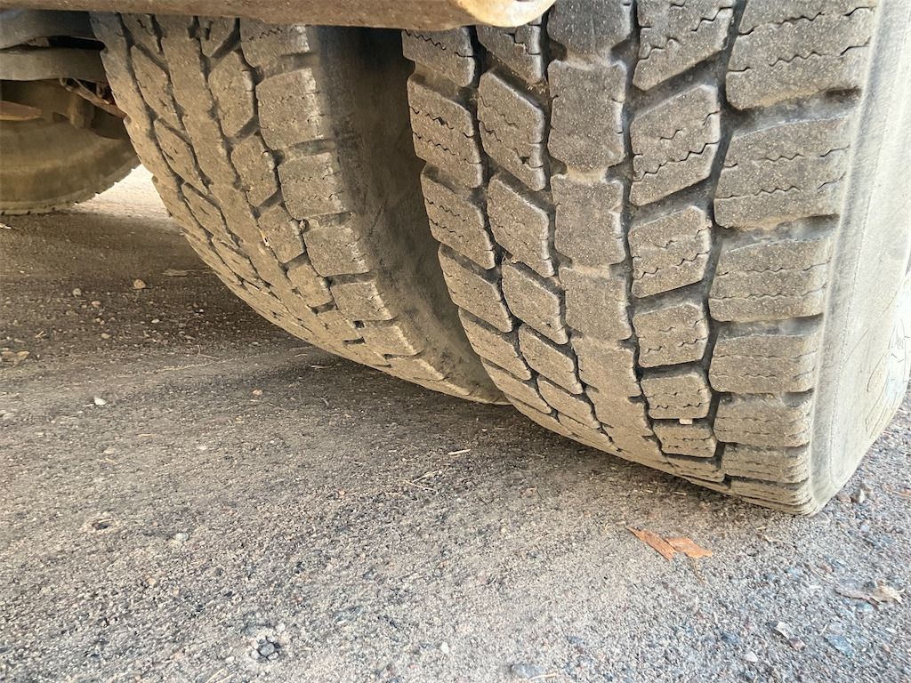 Camión forestal, Camión grúa SCANIA R580: foto 23