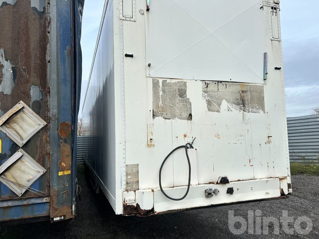 SCHMITZ SKO 24 - Remolque isotérmico: foto 3 SCHMITZ SKO 24 - Remolque isotérmico: foto 3